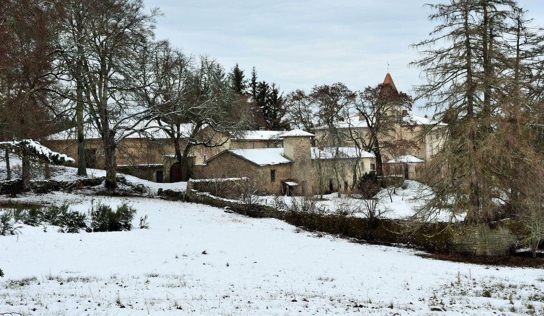 PCU_Château de Folgoux_ enneigé PCU_Château de Folgoux_ enneigé
