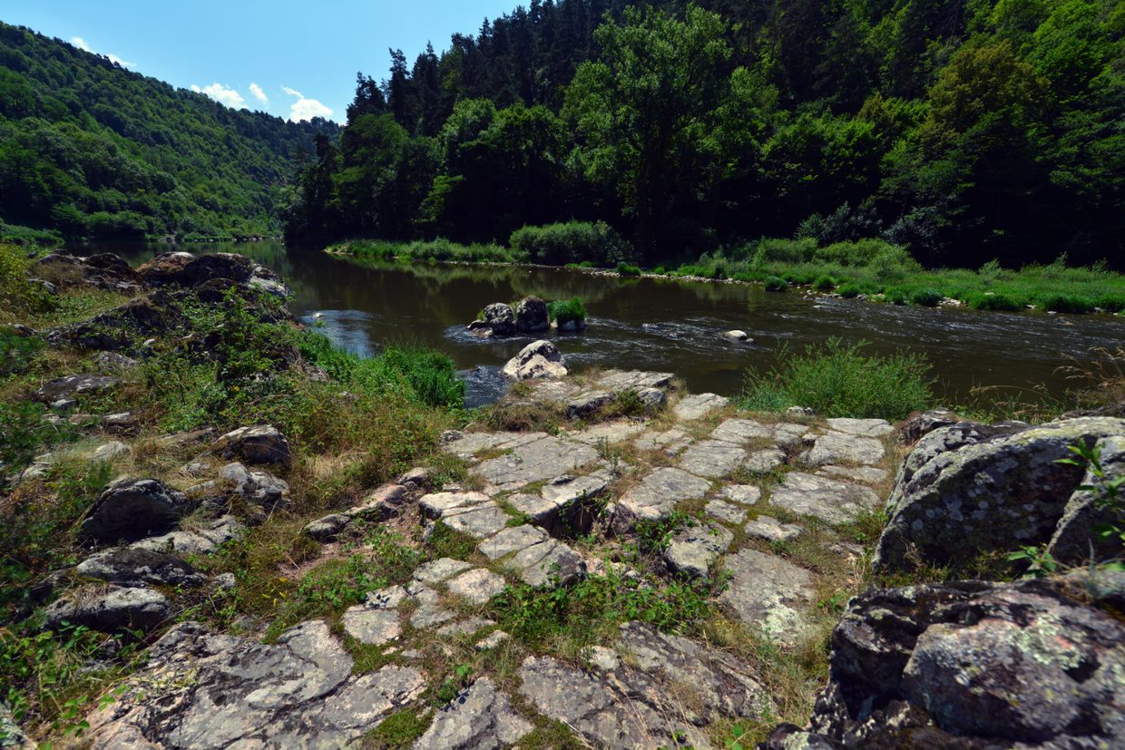 eve_gorgesdelaloire_monistrol_jcparayre eve_gorgesdelaloire_monistrol_jcparayre