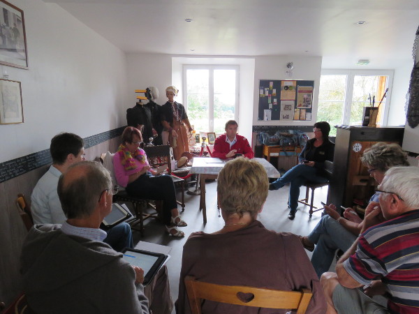 EVE_Atelier généalogie_Café des Fées à Félines EVE_Atelier généalogie_Café des Fées à Félines