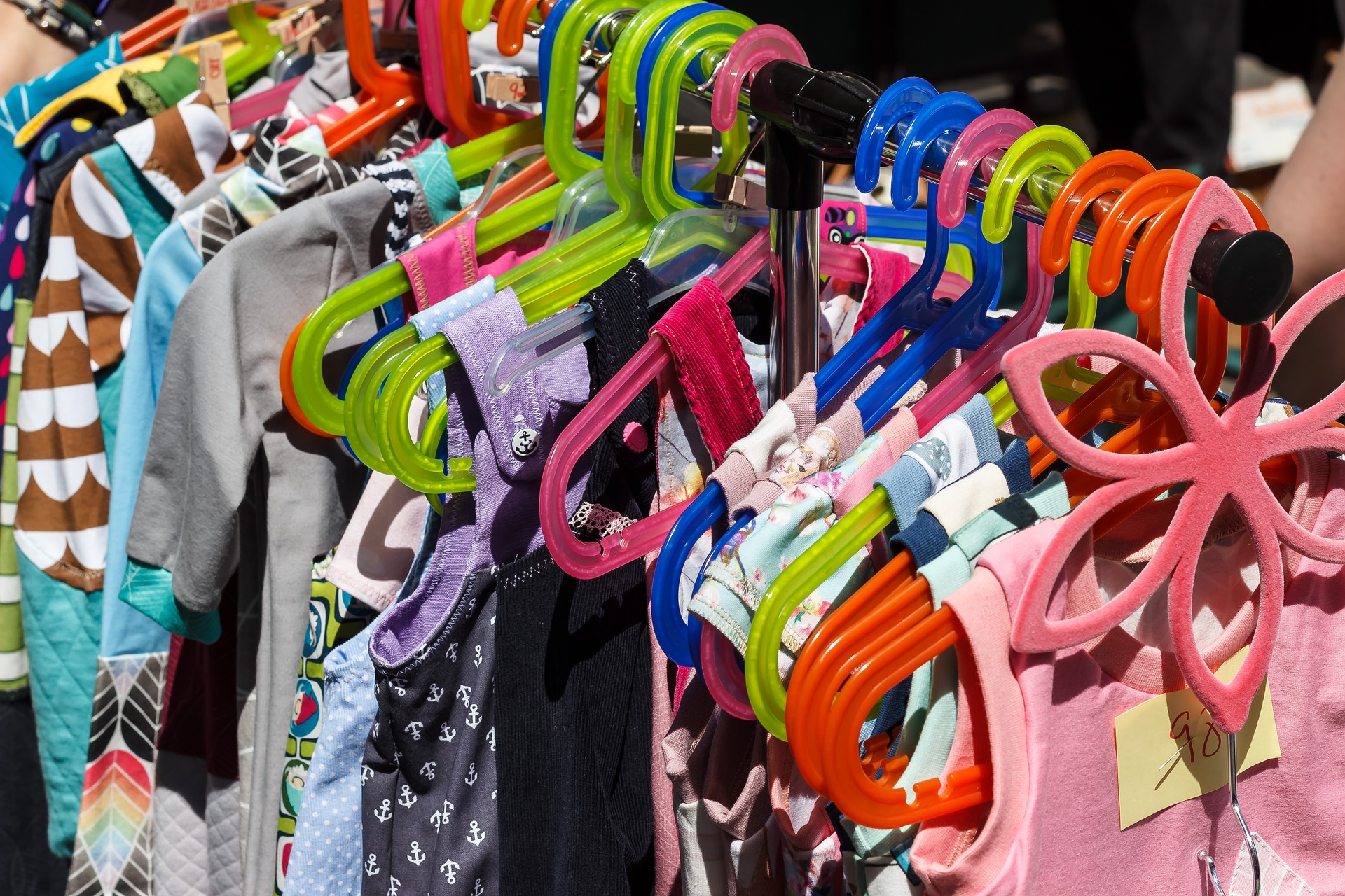 Bourse aux jouets, puériculture et vêtements