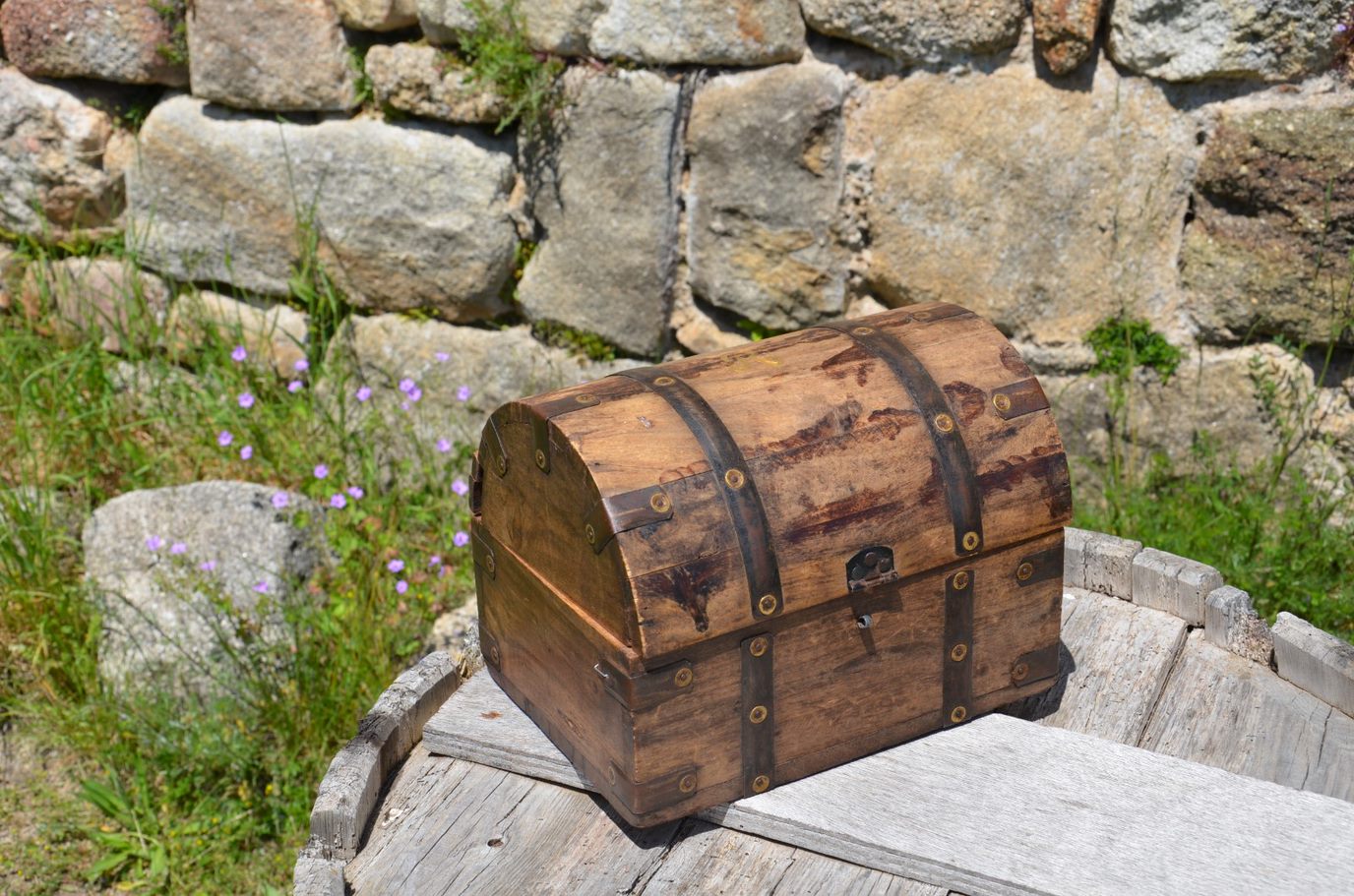 chasse au trésor-chateaurochebaron-bas en basset-OTIMVR chasse au trésor-chateaurochebaron-bas en basset-OTIMVR