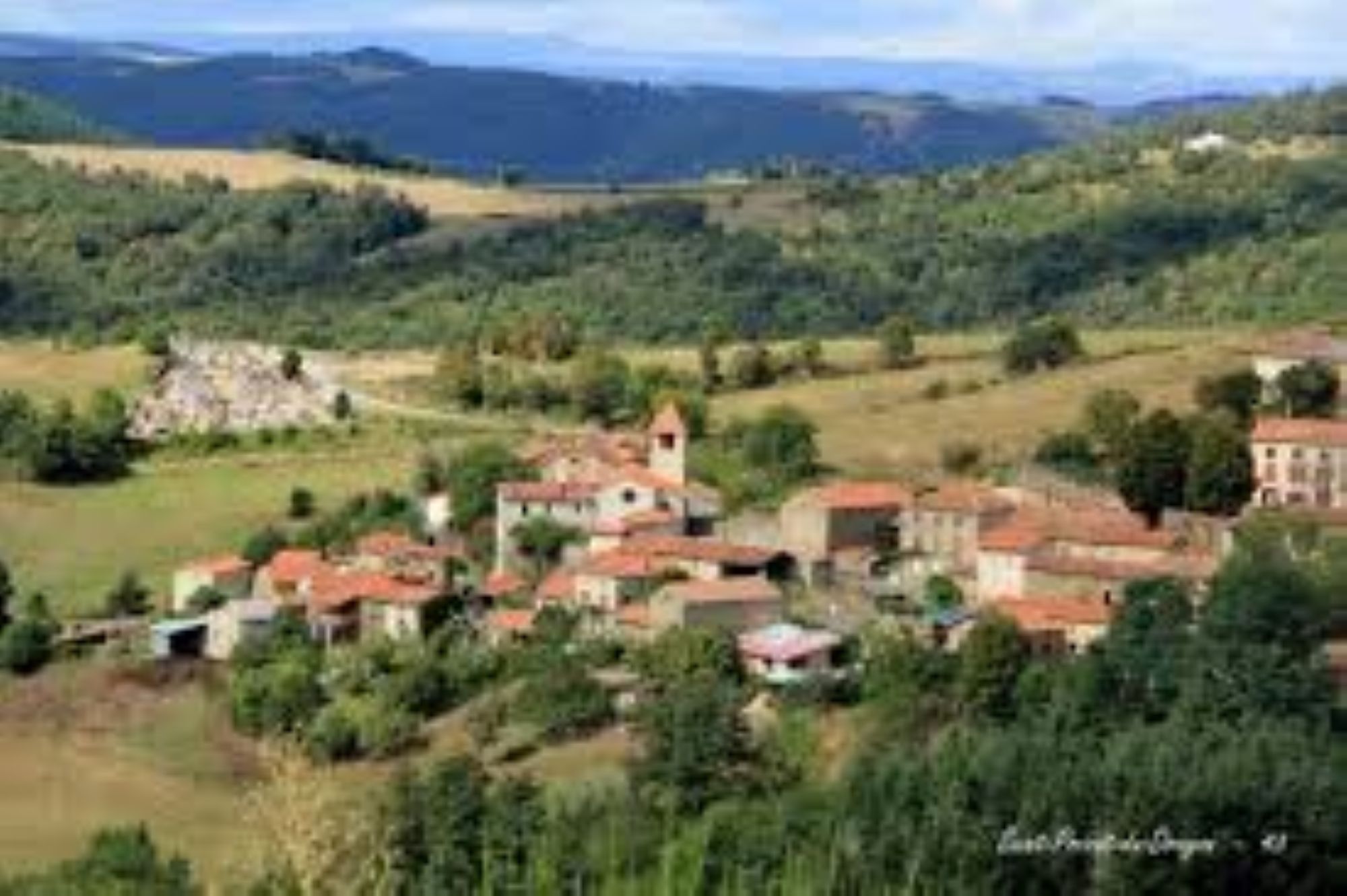 Vide grenier_Saint-Privat-du-Dragon