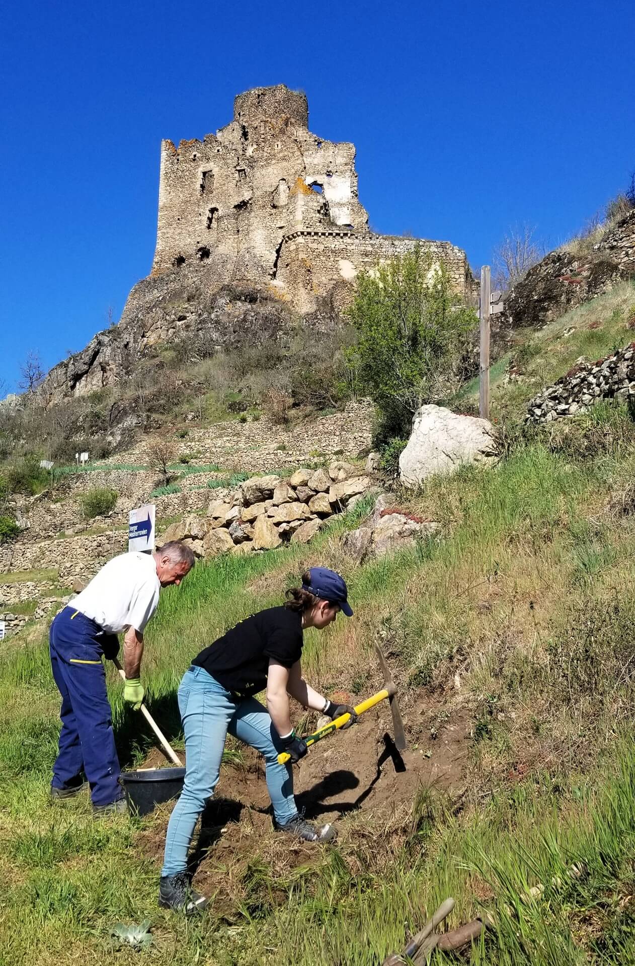 « Rendez-vous aux jardins » sur le thème « pierres de jardins, jardins de pierres »_Léotoing