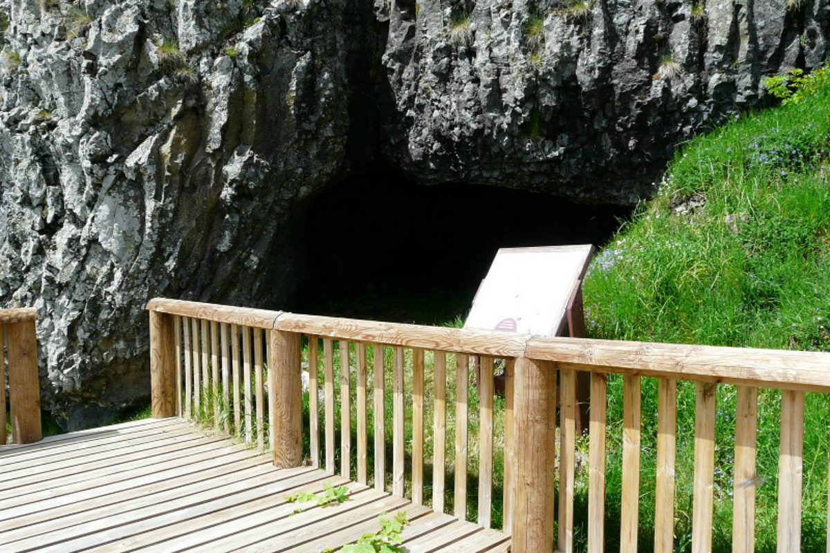 Visite de la grotte de Longetrée_Freycenet-la-Cuche Visite de la grotte de Longetrée_Freycenet-la-Cuche