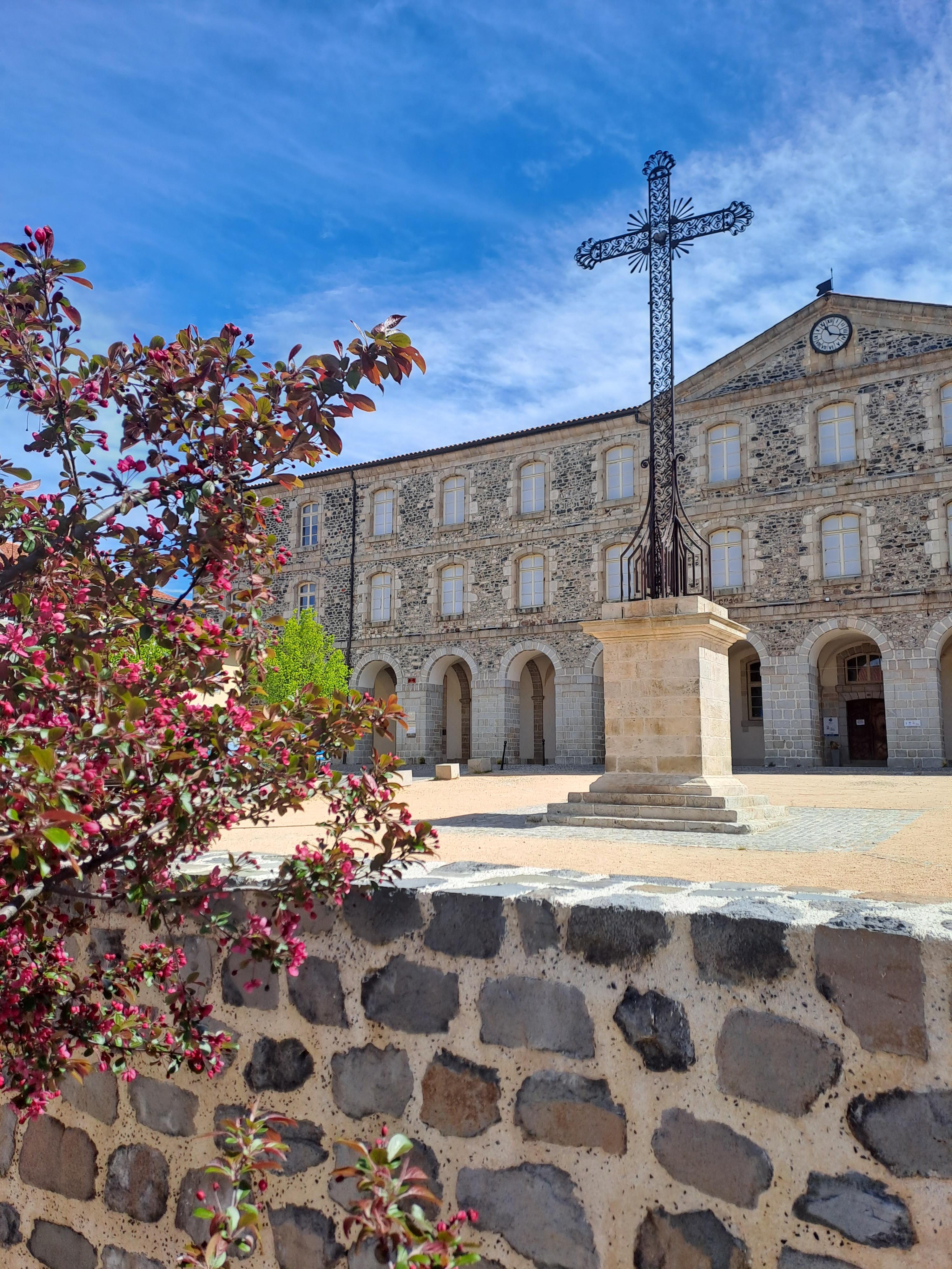 Visite guidée: Abbatiale & Musée des trésors_Le Monastier-sur-Gazeille