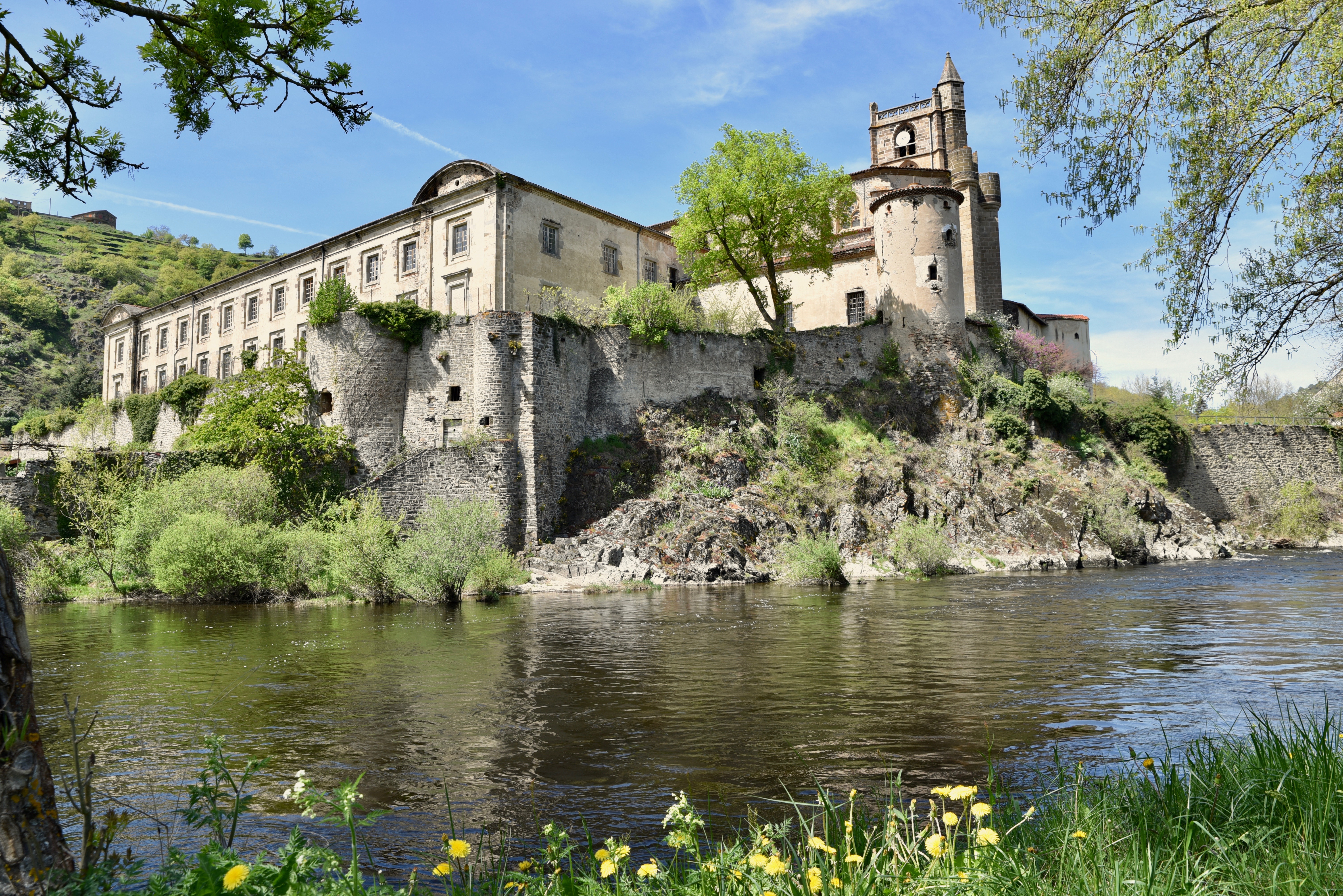 Célébration du millénaire de la fondation du Prieuré_Lavoûte-Chilhac
