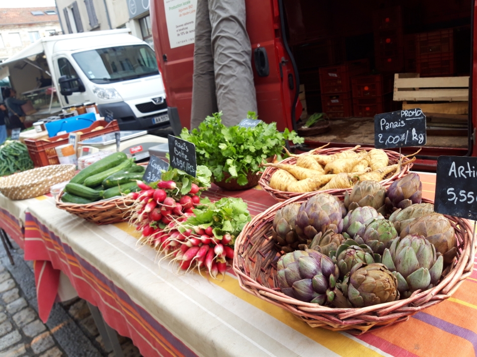 Marché hebdomadaire Camping de Vaubarlet_Sainte-Sigolène
