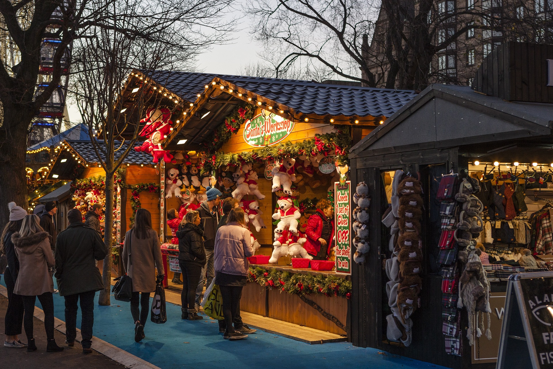 Vente de jouets & déco de Noël_Chanteuges