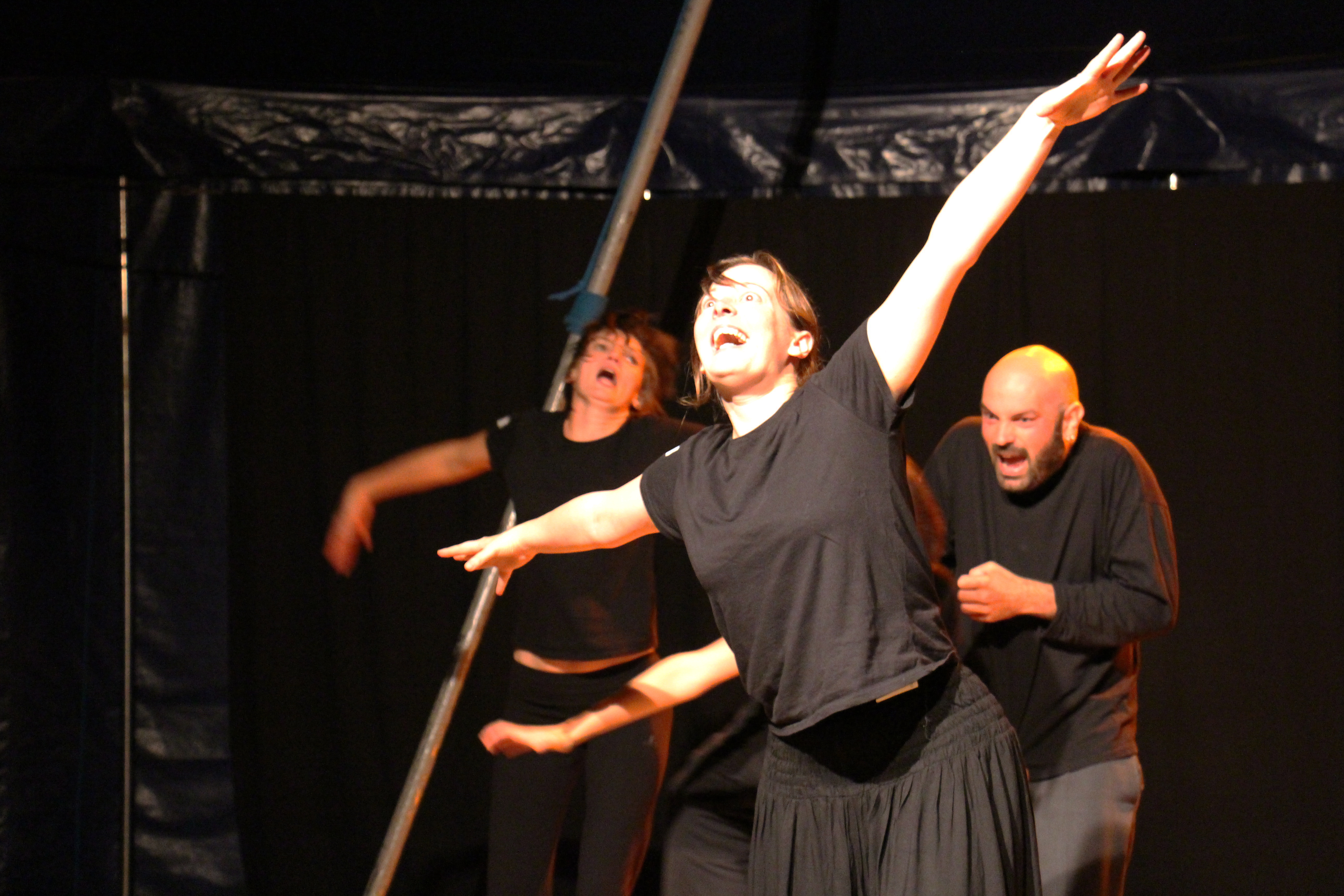 EVE_Show de théâtre d'improvisation_Céaux-d'Allègre