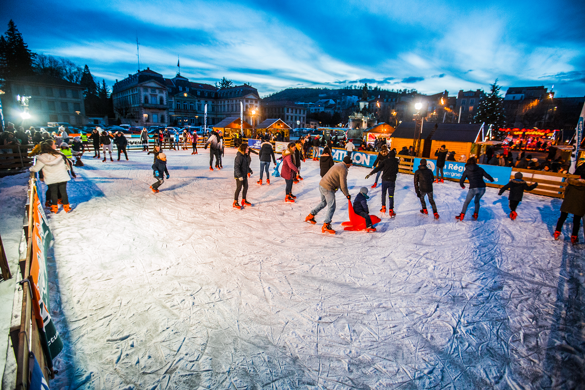 Patinoire du Marché de Noël_Le Puy-en-Velay