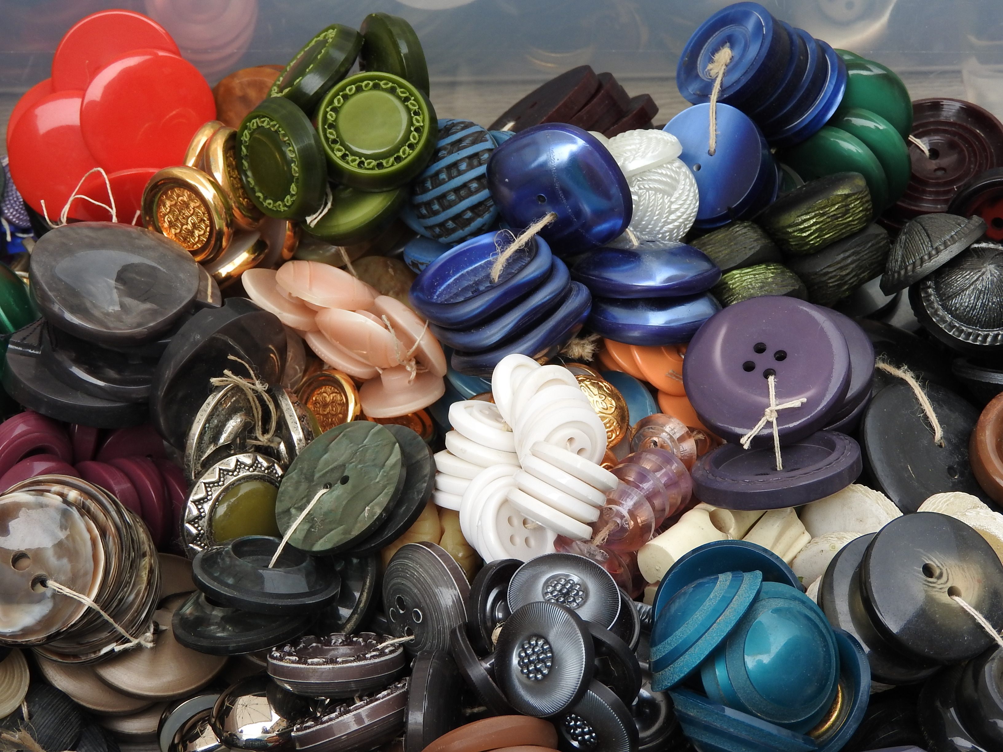 EVE_Brocante et vide-grenier_Le Pertuis