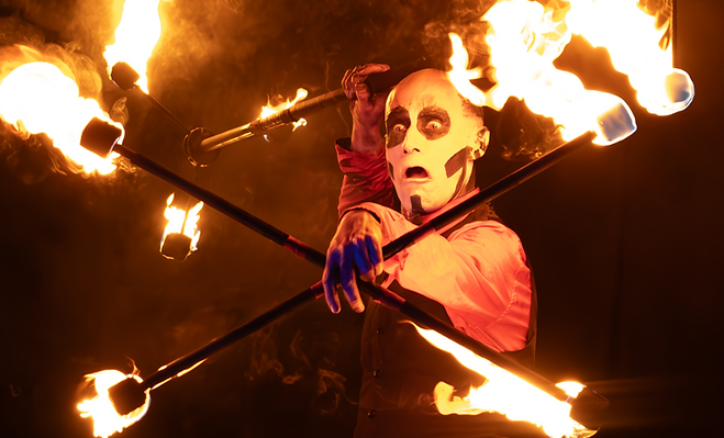 Spectacle de feu Halloween :  Paztec_Polignac