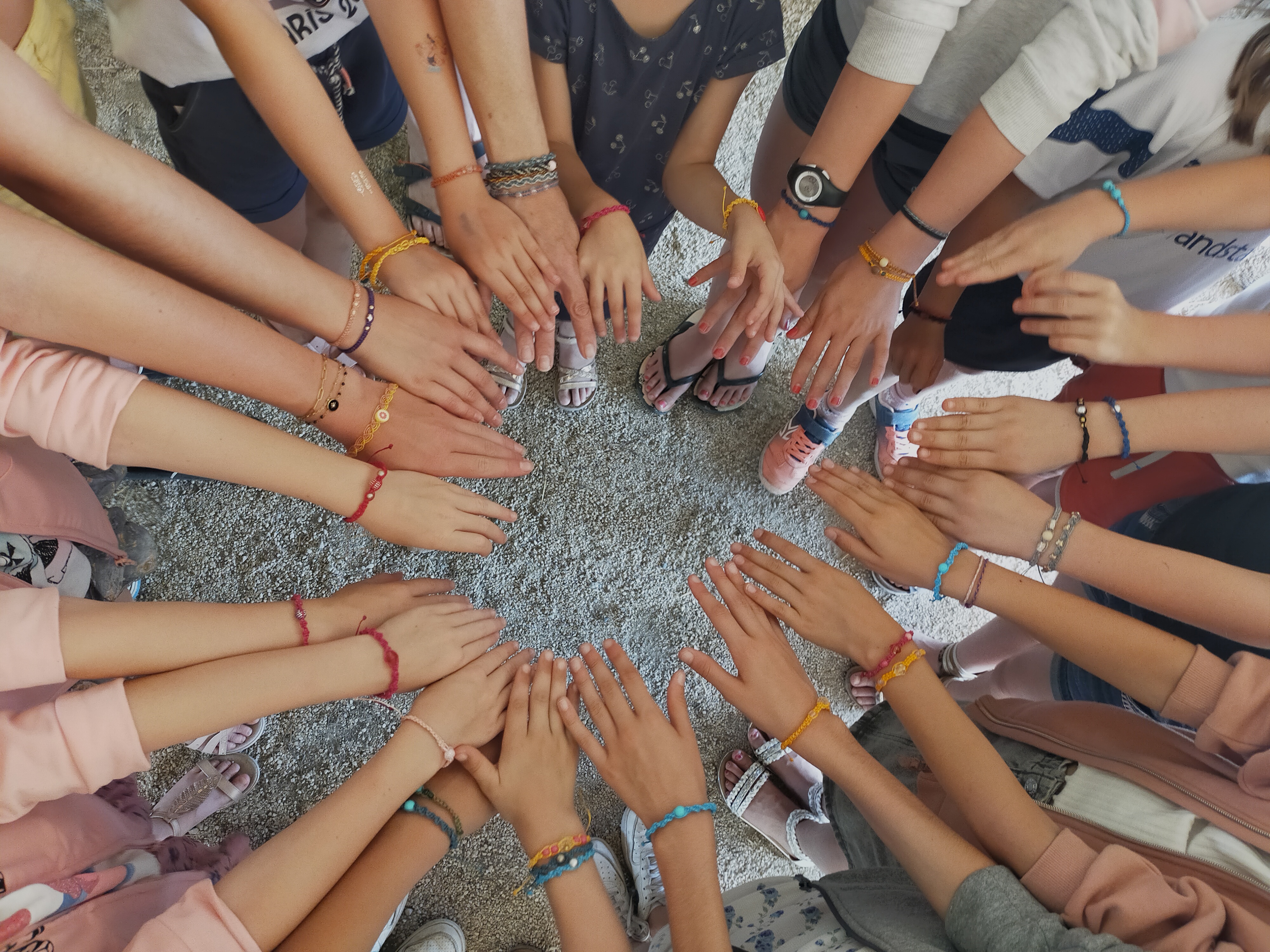 Semaine gourmande : Bracelets en macramé_Tence