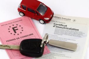 L'ancien permis, en rose est tout à fait valable.