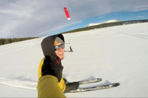 Depuis 2017, Didier Botta a repris l’école de snowkite du Mézenc. 