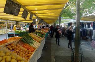 EVE_stand du marché