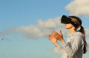 VR