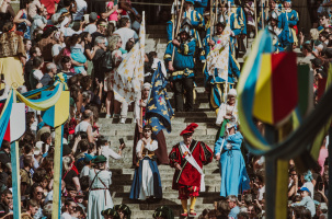 Grand défilé de clôture du Roi de l'Oiseau_Le Puy-en-Velay