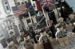 Exposition : Guerre & Paix, regards en petites briques sur l'histoire_Brives-Charensac