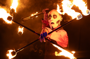 Spectacle de feu Halloween :  Paztec_Polignac