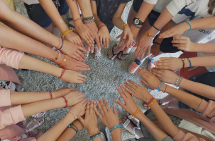 Semaine gourmande : Bracelets en macramé_Tence