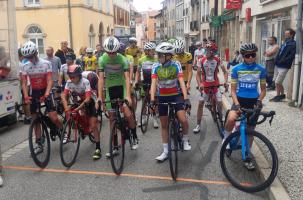 Les coureurs de l'UCPV sur la ligne de départ