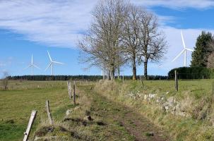 Les futures éoliennes au sud de la Haute-Loire, aux Vastres et Fay-sur-Lignon.