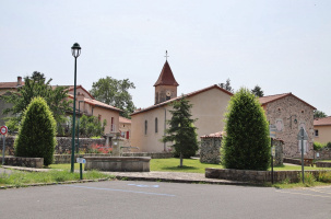 Le Monteil, petite commune où se déroulent d'intenses combats d'idées opposées.