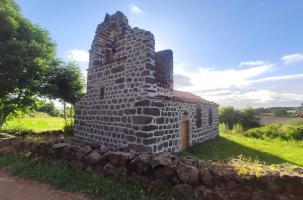 Chapelle de Chacornac, sur la commune de Cayres