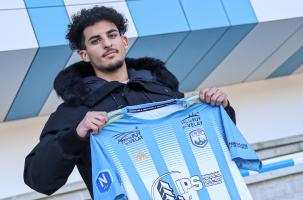 Bilal Benkhedim en Ciel & Blanc