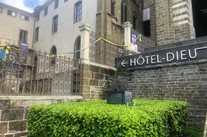 L'Hotel-Dieu, également la cible des enquêteurs de la Section de Recherche. 