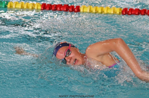 Ines Chezbardon, nageuse du club du Puy.