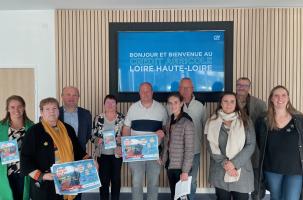 Le président du comité des fêtes, Jérôme Bonnaud et ses collaborateurs