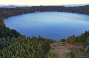 Lac du Bouchet, vue aérienne.