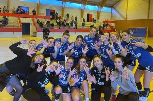 Les filles de la Plaine tout sourire après leur victoire à l'arraché contre Monistrol/Loire.