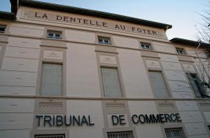 Le Tribunal de commerce du Puy en Velay, un lieu autant austère qu'indispensable.