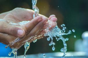 Eau
