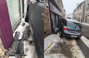 Une voiture est rentrée dans les locaux d'une ancienne boulangerie à Sainte-Sigolène,