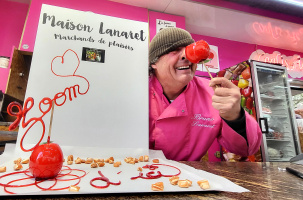 Bruno Lanaret, le cœur sur la main et la pomme d'amour. 