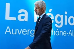 Utiliser l'hymne de la Russie... "c'était de l'humour", d'après la Communication de LW.