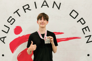 Le jeune Dorian en route dans le monde des grands du taekwondo.