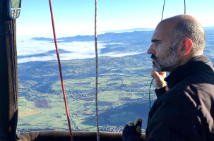 François Villesèche, baroudeur du ciel, la tête dans les nuages.