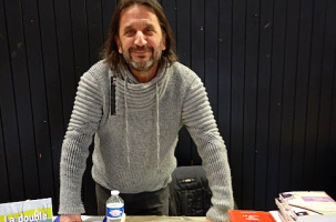 Hervé Guillaumont, un écrivain qui manie la romance et l'histoire.