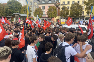 Les élèves des trois lycées ponots ont porté le mouvement avec l'ardeur de la jeunesse. 
