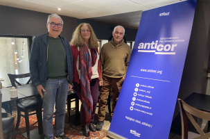 Norbert Mourgues, Yvette Dumonnier et Michel Burrelier, membres d'Anticor 43