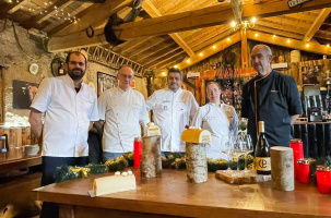 Les chefs signent leur 25ème bûche de Noël