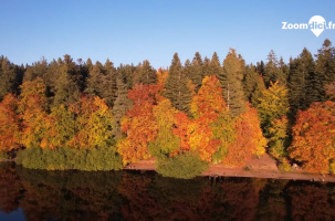 Le lac du bouchet en automne