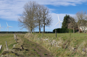 Projection de l'emplacement des éoliennes sur le plateau des Vastres