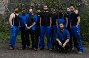 Les Mécanos, experts pour réparer les esprits et les zygomatiques. 