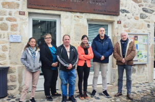 Si la mairie ne vient pas au secrétaire, c'est le secrétaire qui viendra aux mairies. 